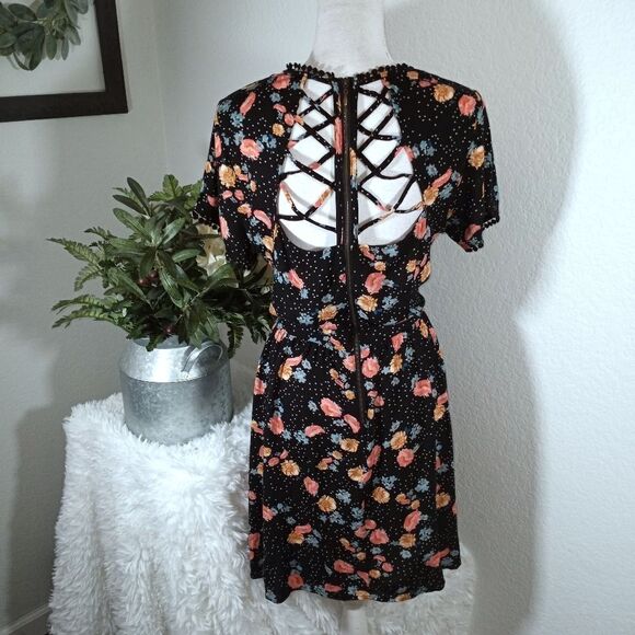 XHILARATION BLACK FLORAL DRESS SZ.L EUC - Picture 5 of 7